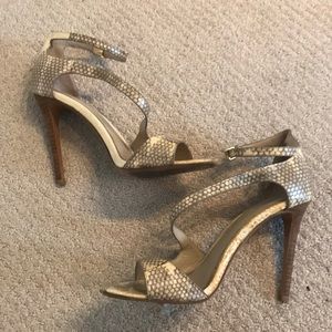Elie Tahari snakeskin heels